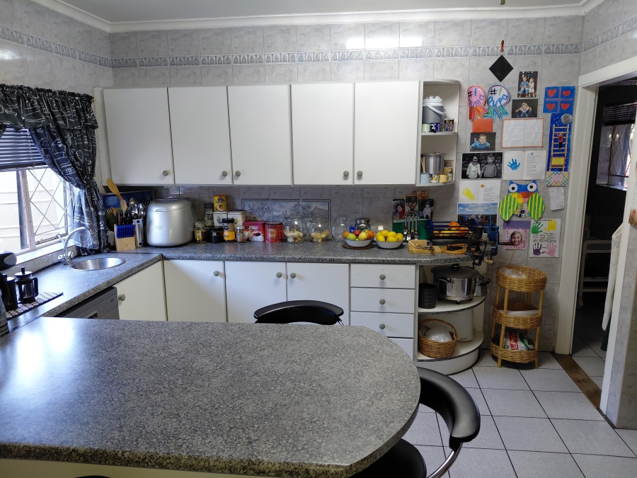 4 Bedroom Property for Sale in Bothasrus Eastern Cape